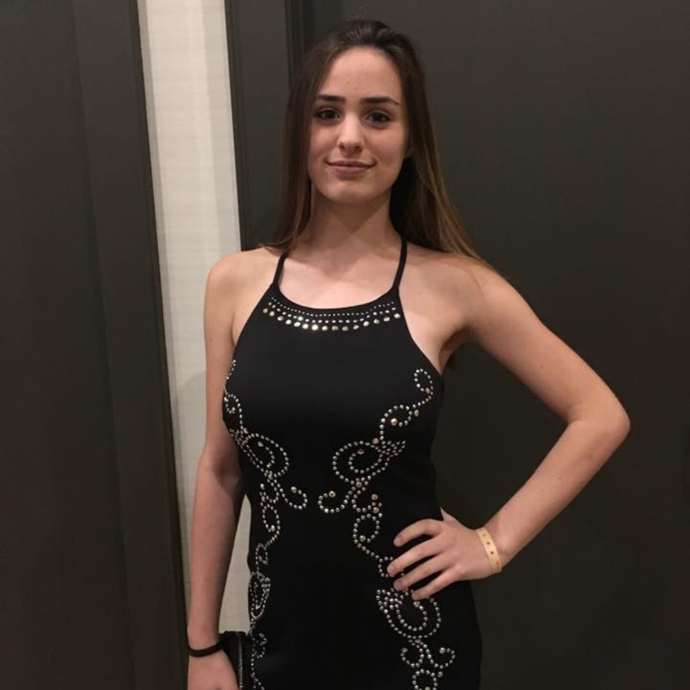 Meet your Posher, Gabriela